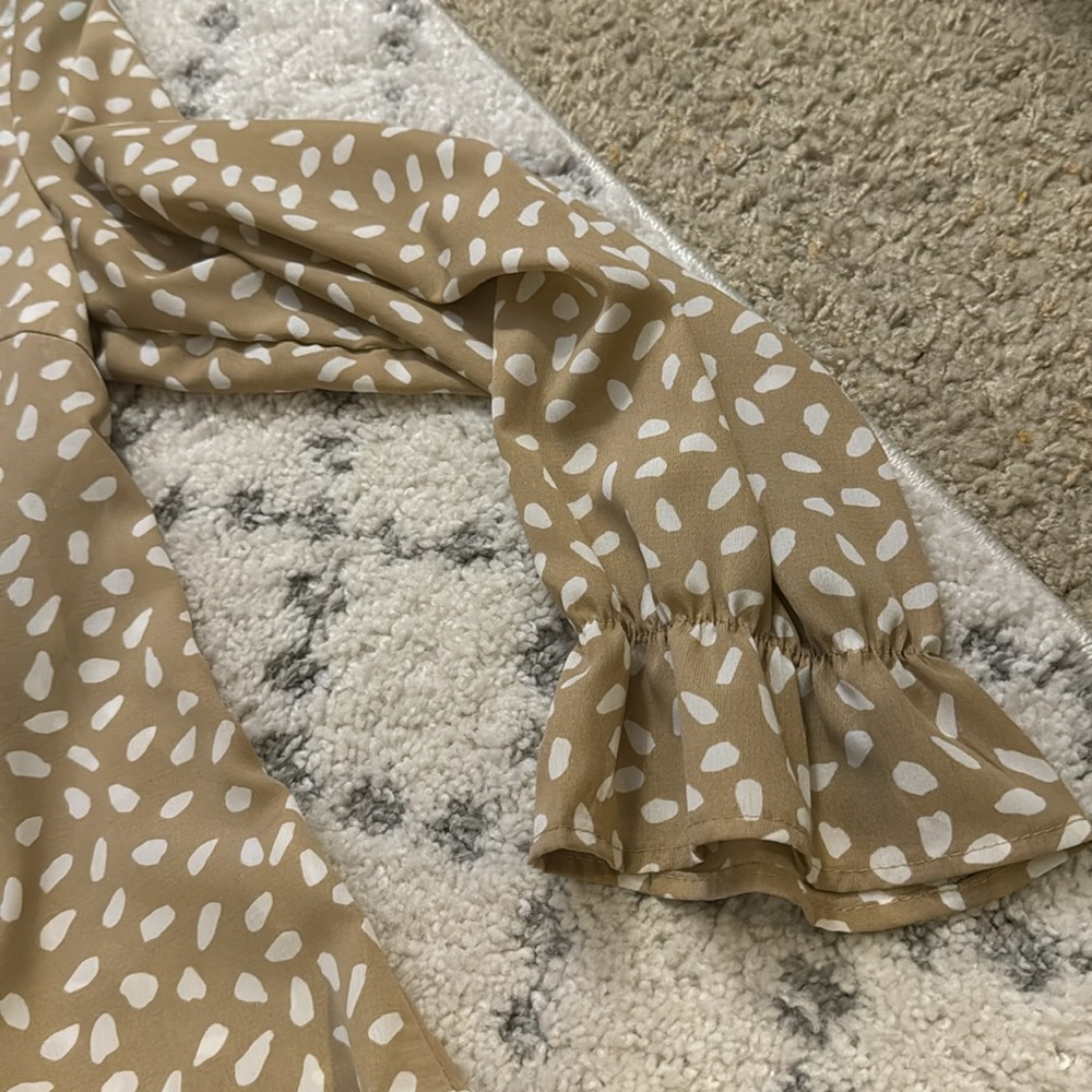Patterned Blouse - Picture 3 of 3